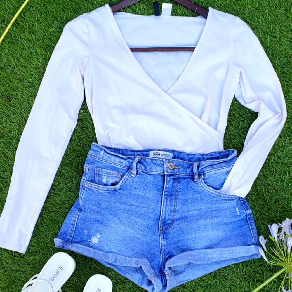 Cream stretch bodysuit